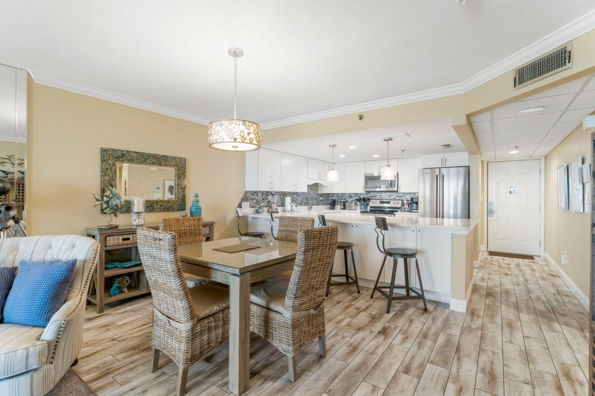 Stunning 2/2 Designer Condo W Coastal Appeal Right On The Gulf! 파나마 시티 외부 사진